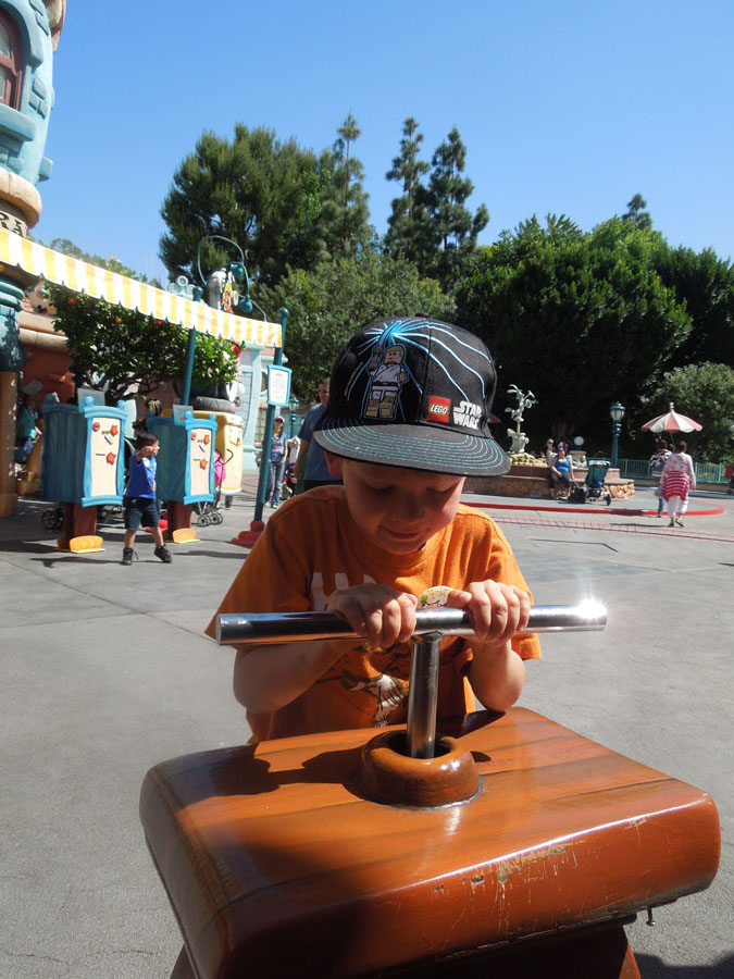 Disneyland Mickey's Toon Town Plaza